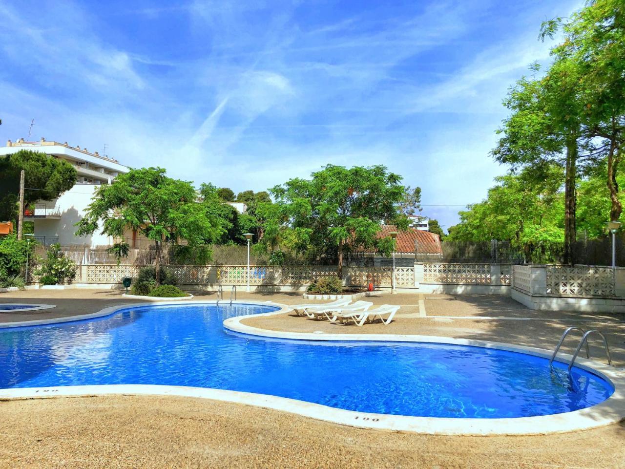 Appartamento Juniper Salou Esterno foto